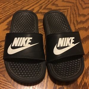 Nike slides